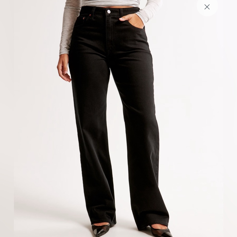 Abercrombie & Fitch Curve Love High Rise 90s Relaxed Jean - Size 31